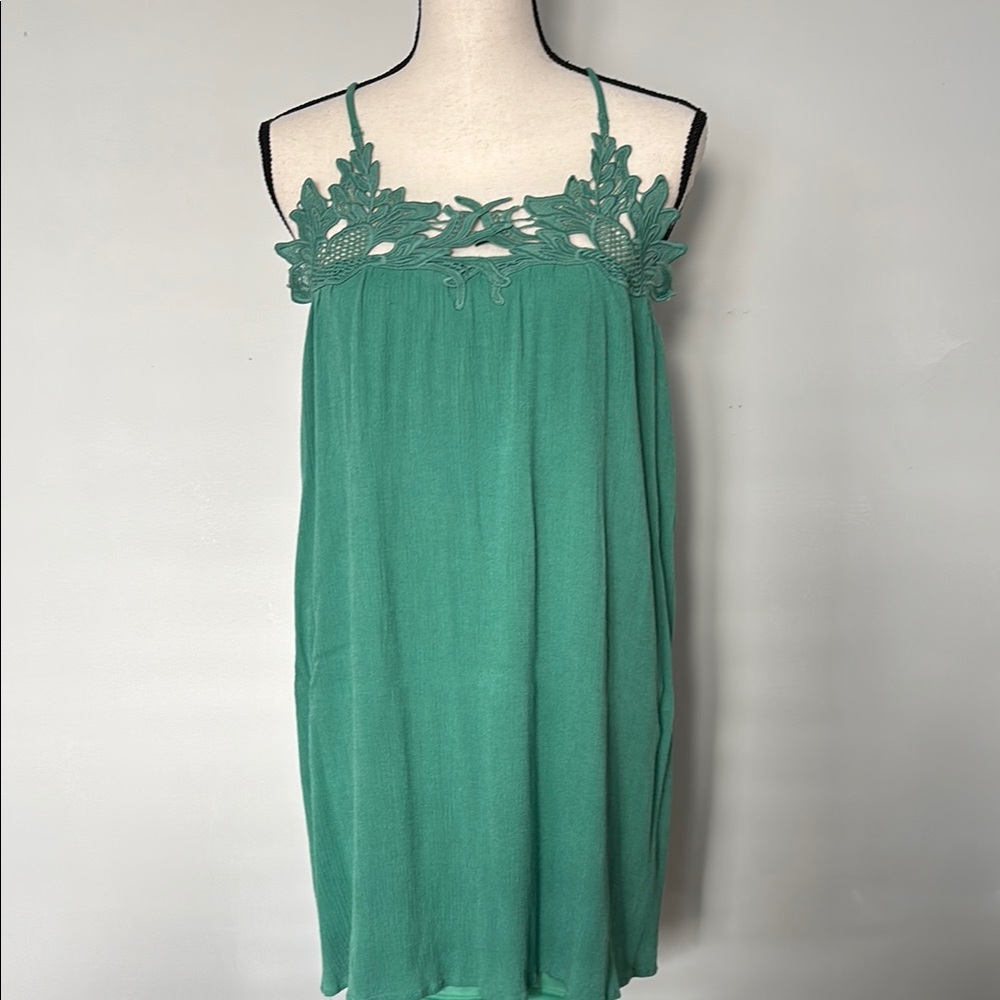Green Lace Detail Dress☘️HP☘️